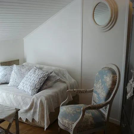 La Citadelle Bed & Breakfast 3*