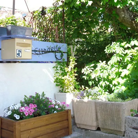 Bed & Breakfast La Citadelle L'Hospitalet-du-Larzac